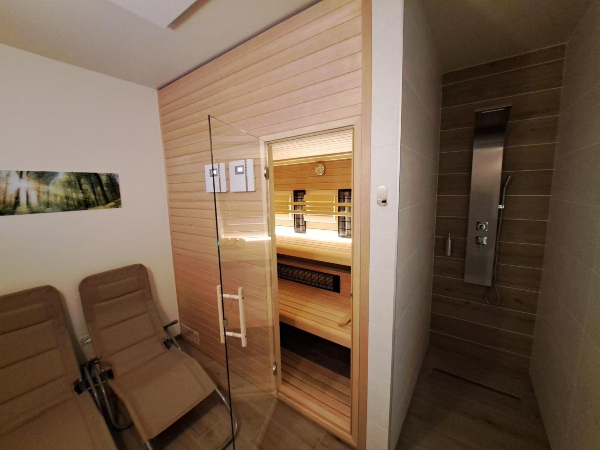S&B'S Retreat Apartment Godovic Exterior photo