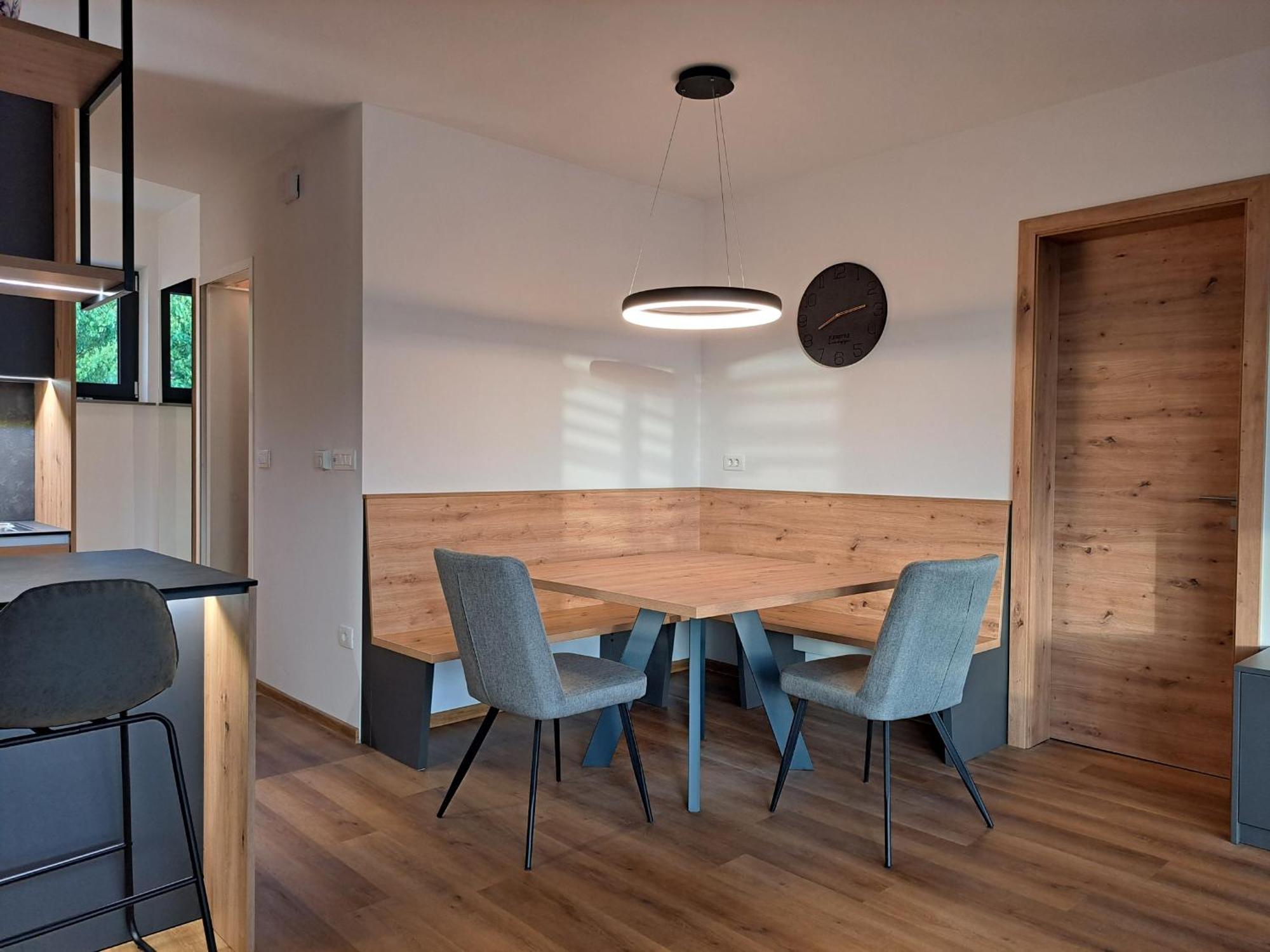 S&B'S Retreat Apartment Godovic Exterior photo